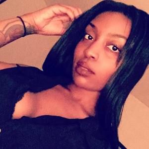 Meet your Posher, Antonia